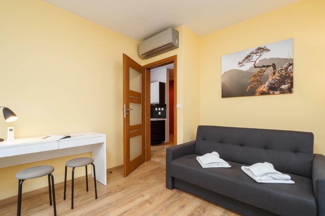 Apartments Kraków Masarska by Renters Exteriör bild